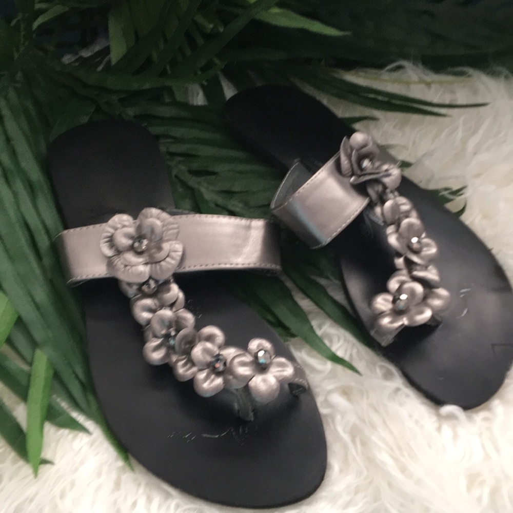 Jackson gray sandals